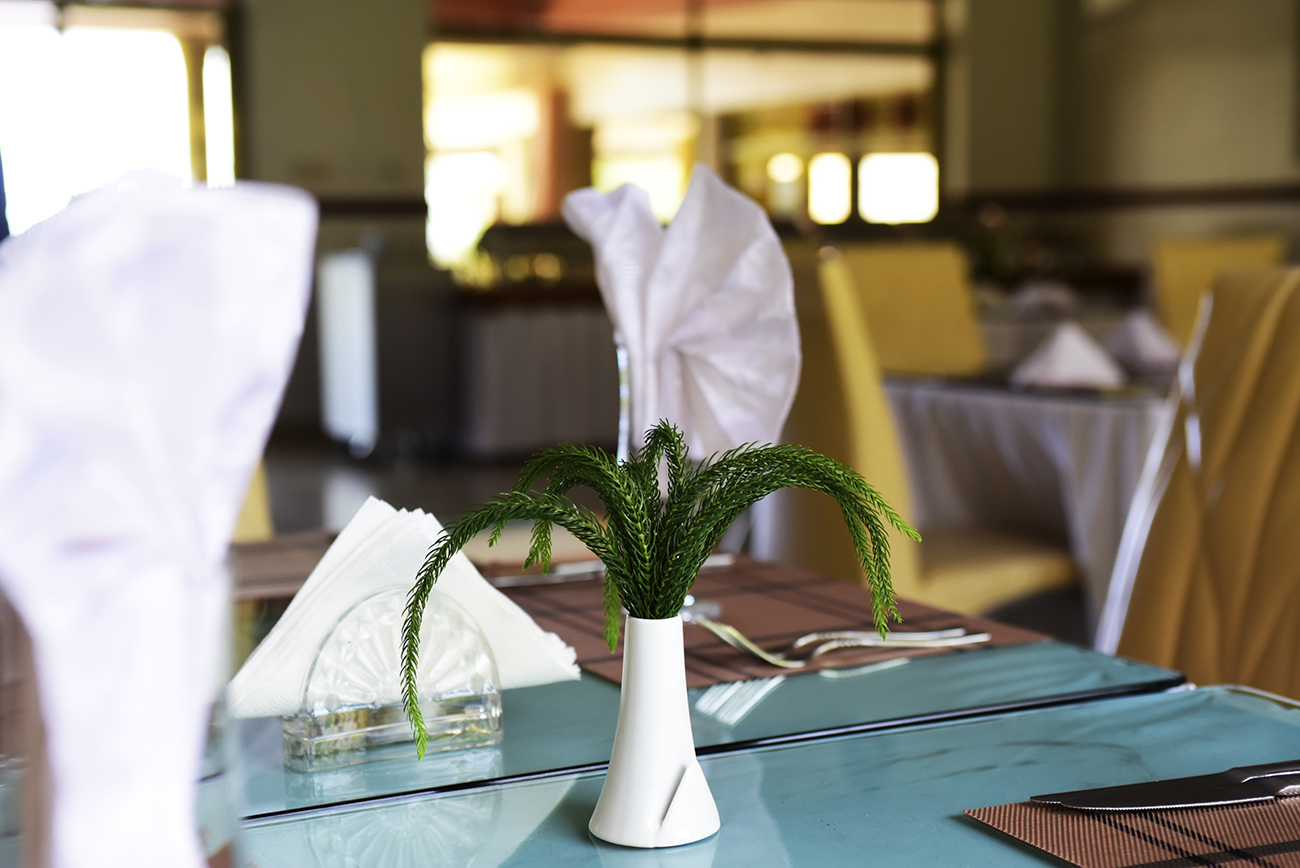 A SMOOTH DINNING..